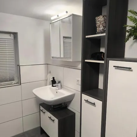 Lage! Modernes 2-zimmer *